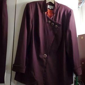 Voulez Vous New York Suit